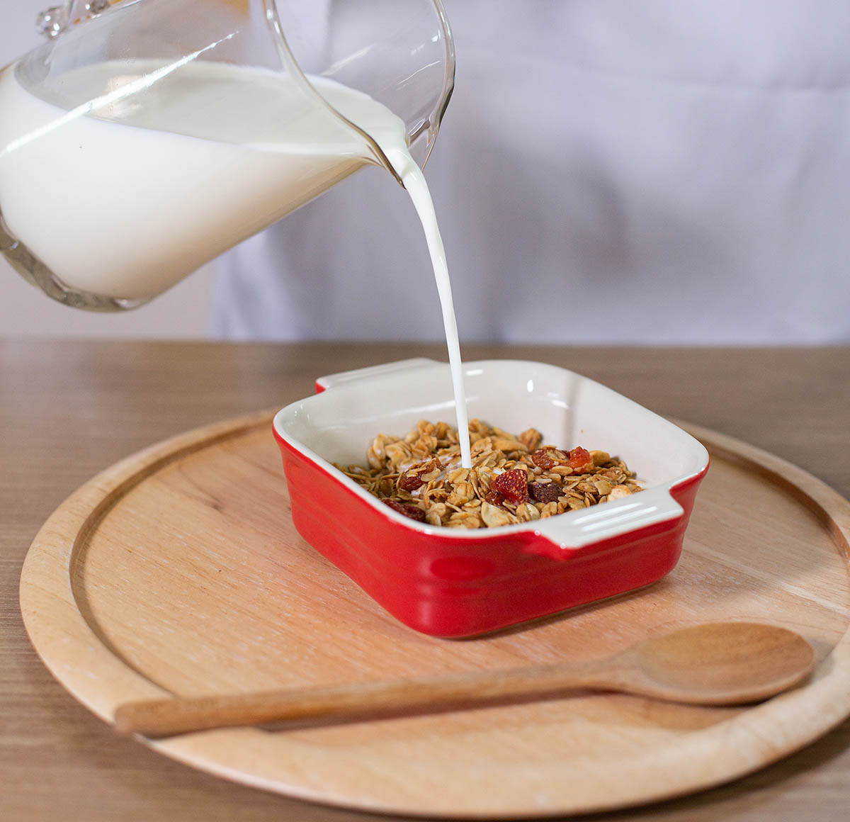 Natural Time Granola with milk